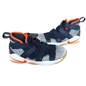 Nike Zoom LeBron James men's basketball shoes